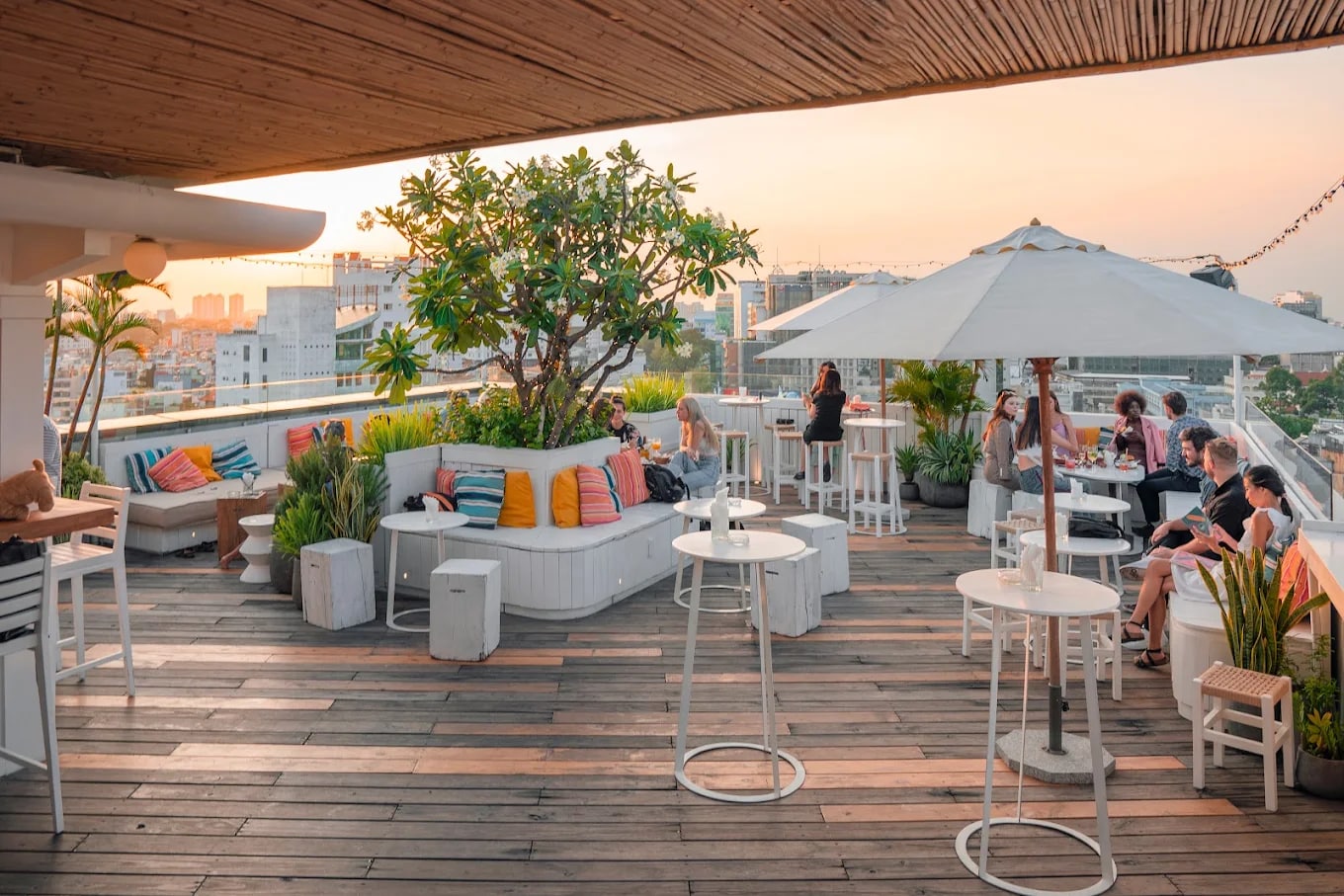 Banana Mama Rooftop Bar & Kitchen is located on the rooftop, featuring a contemporary tropical design blended with boho-chic style